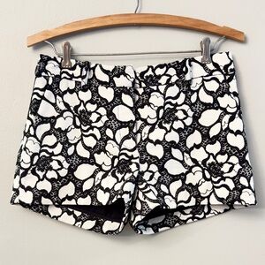NWOT Diane Von Furstenberg Napoli Embroidered Floral Lace Shorts Size 0